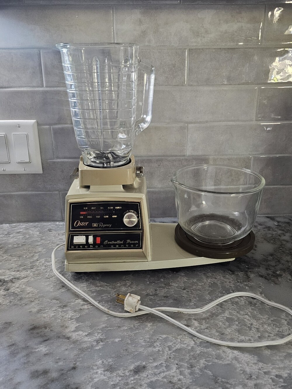 Oster Regency Kitchen Center Motor Base Glass Blender Jar Small Bowl NO LID Work